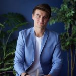 Mariusz Dąbrowski runy numerologia bioenergoterapia